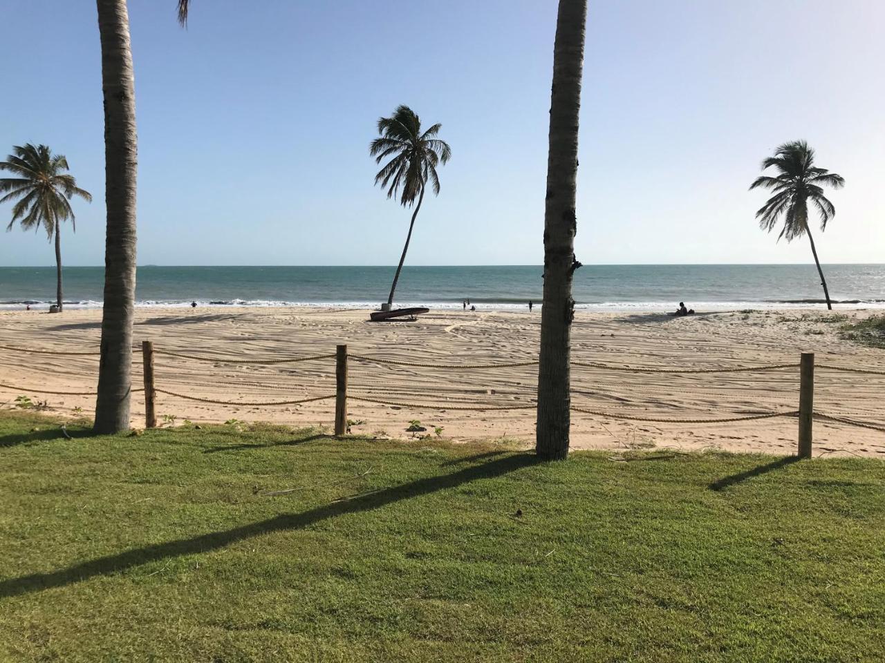 Condominio Wai Wai Pe Na Areia - Praia De كومبوكو المظهر الخارجي الصورة